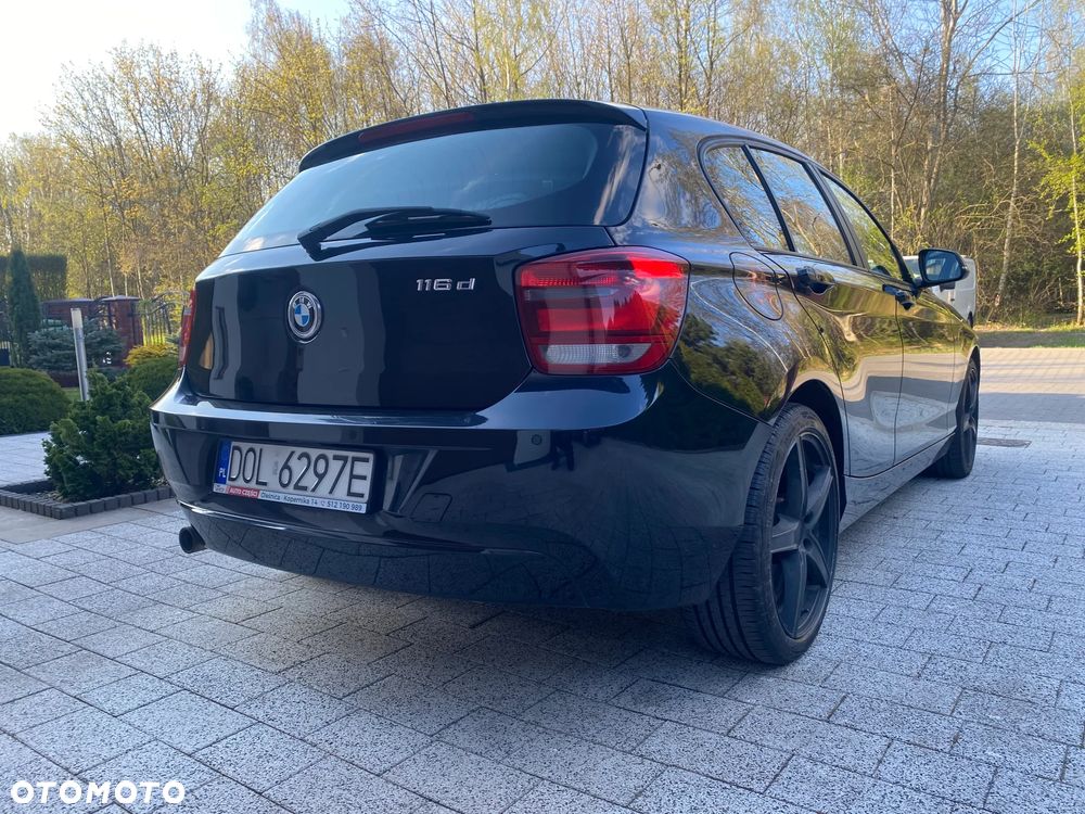 BMW Seria 1 116d - 4