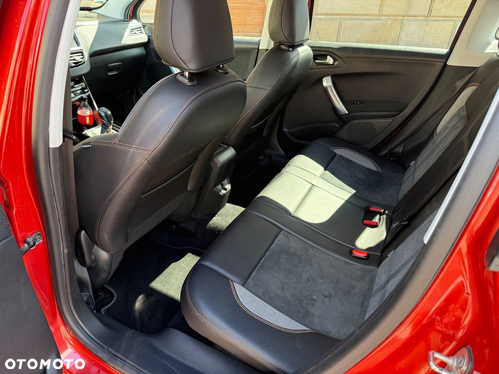 Peugeot 2008 1.2 Pure Tech Crossway S&S - 31