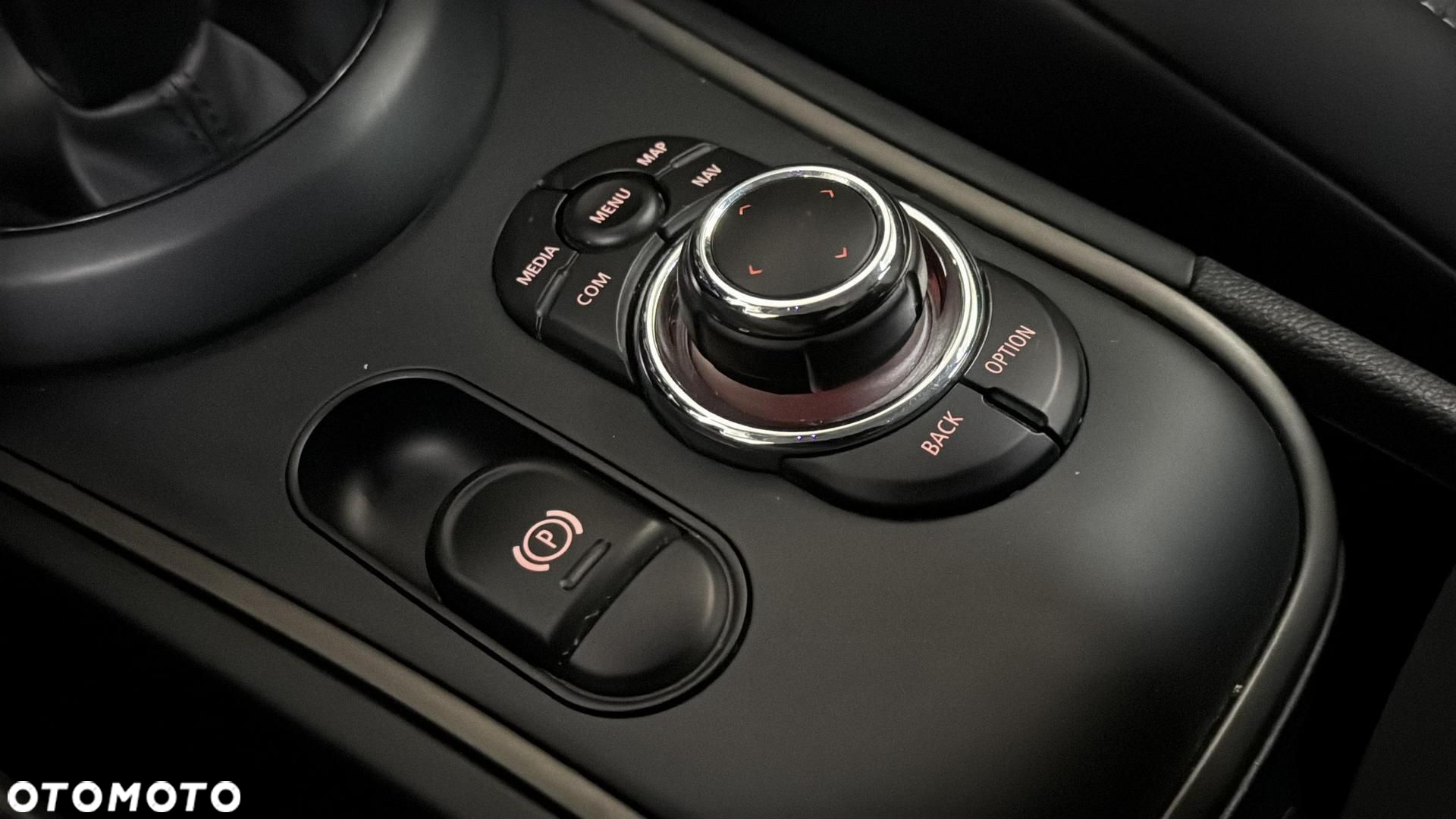 MINI Countryman Cooper Classic Trim - 22