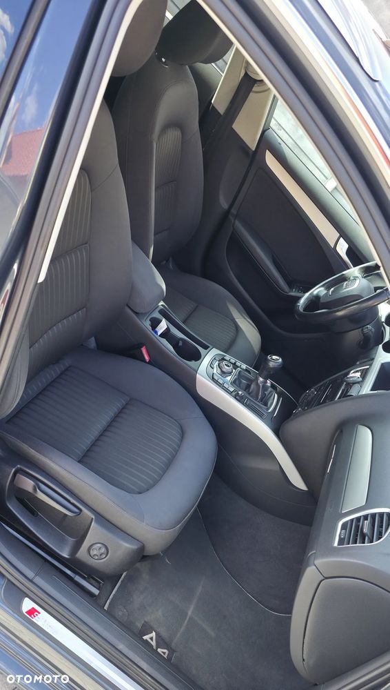 Audi A4 Avant 2.0 TDI - 9