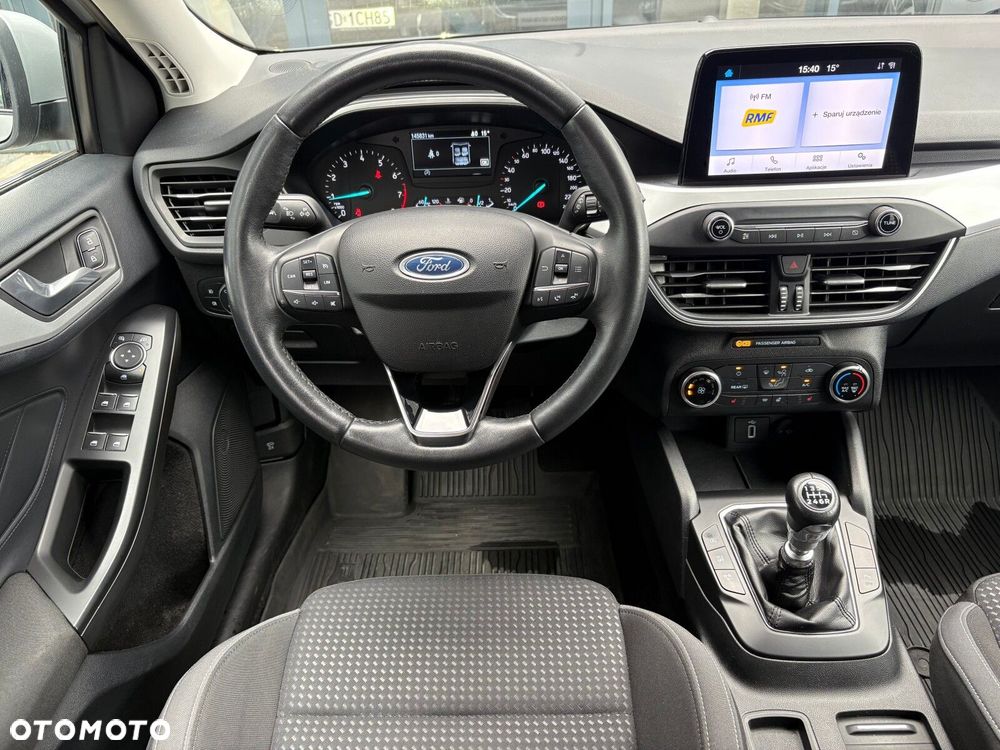 Ford Focus - 11
