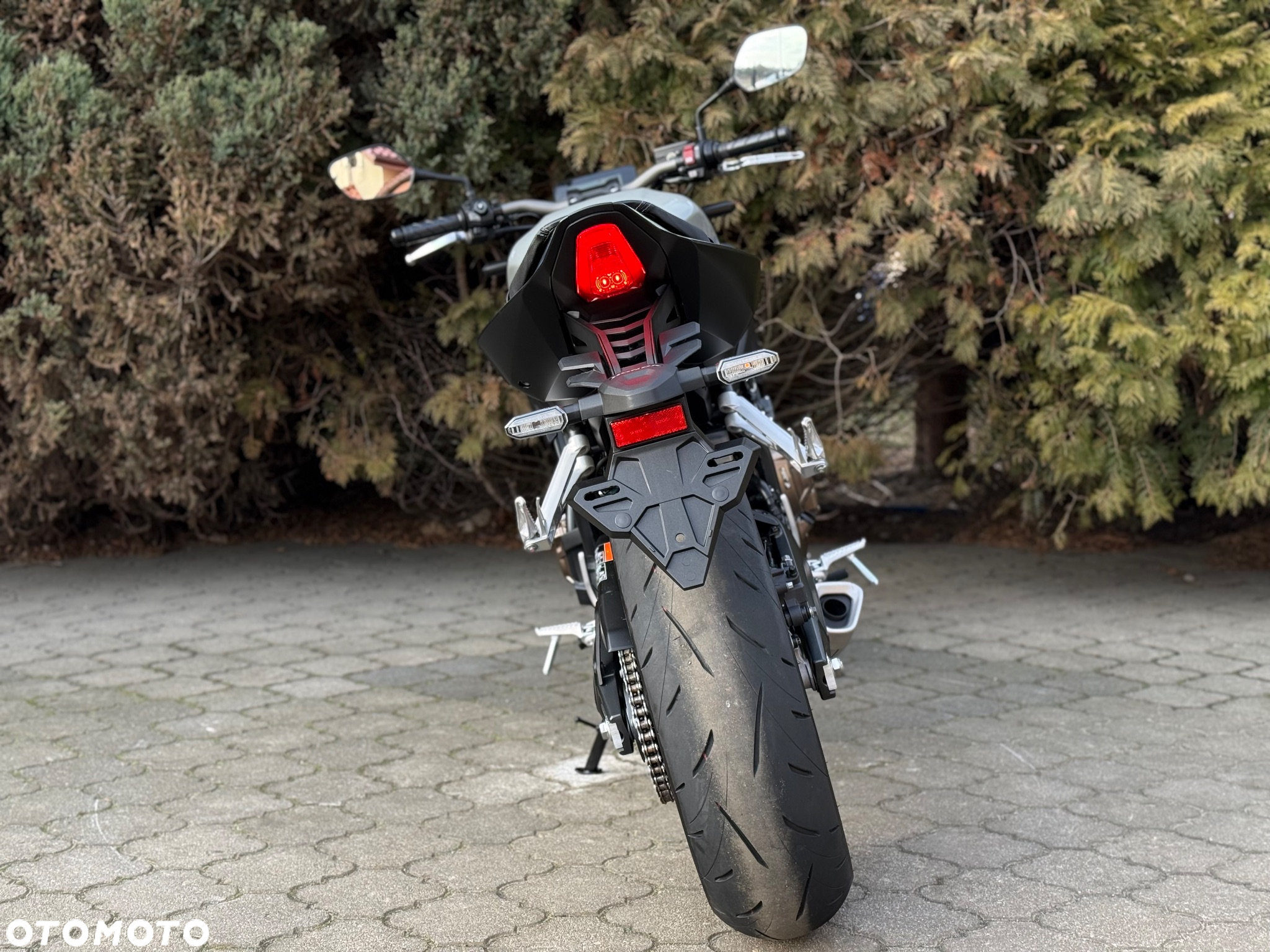 Honda CB - 4