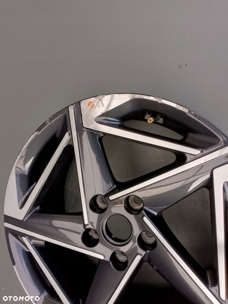 HYUNDAI I30 III 3 FELGA ALUMINIOWA 7.5" x 18" 5x114.3 ET 55 52910-G4CA0 - 5