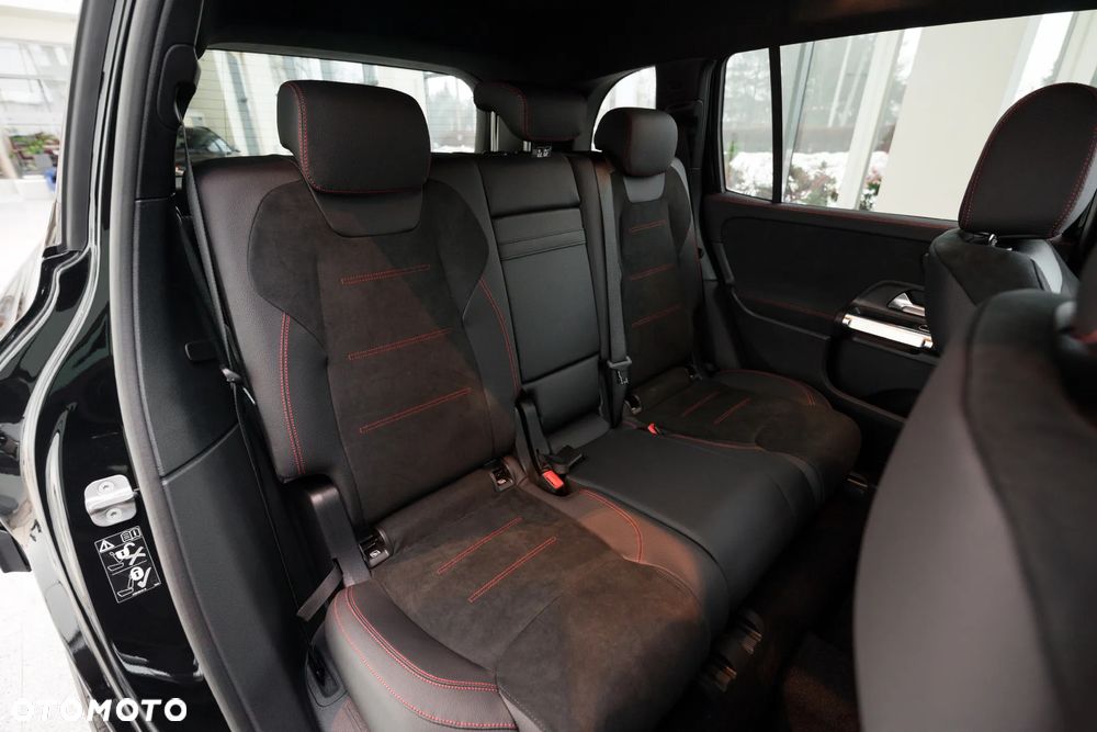 Mercedes-Benz GLB 220 d 4-Matic AMG Line 8G-DCT - 13