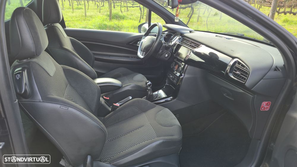 Citroën DS3 1.6 e-HDi So Chic - 12