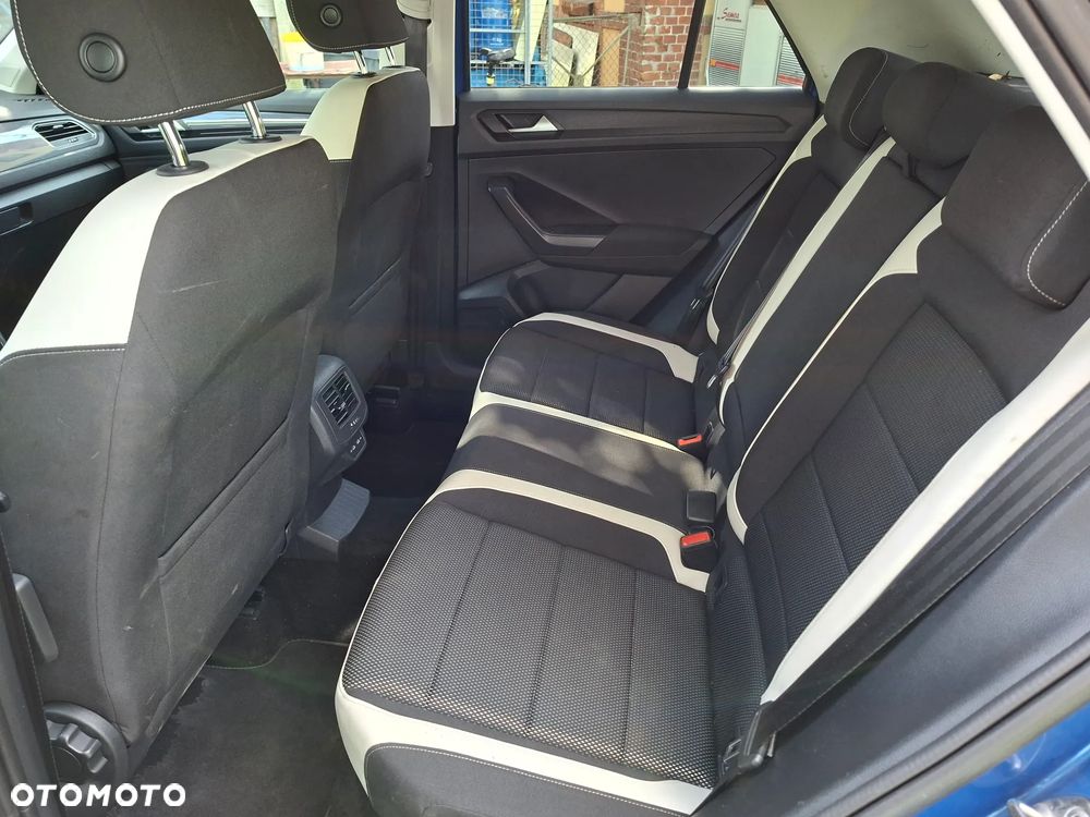Volkswagen T-Roc 1.5 TSI ACT OPF DSG IQ.DRIVE - 8