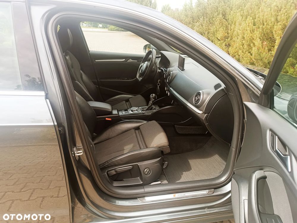 Audi A3 Sportback 2.0 TDI (clean diesel) S tronic Ambition - 17