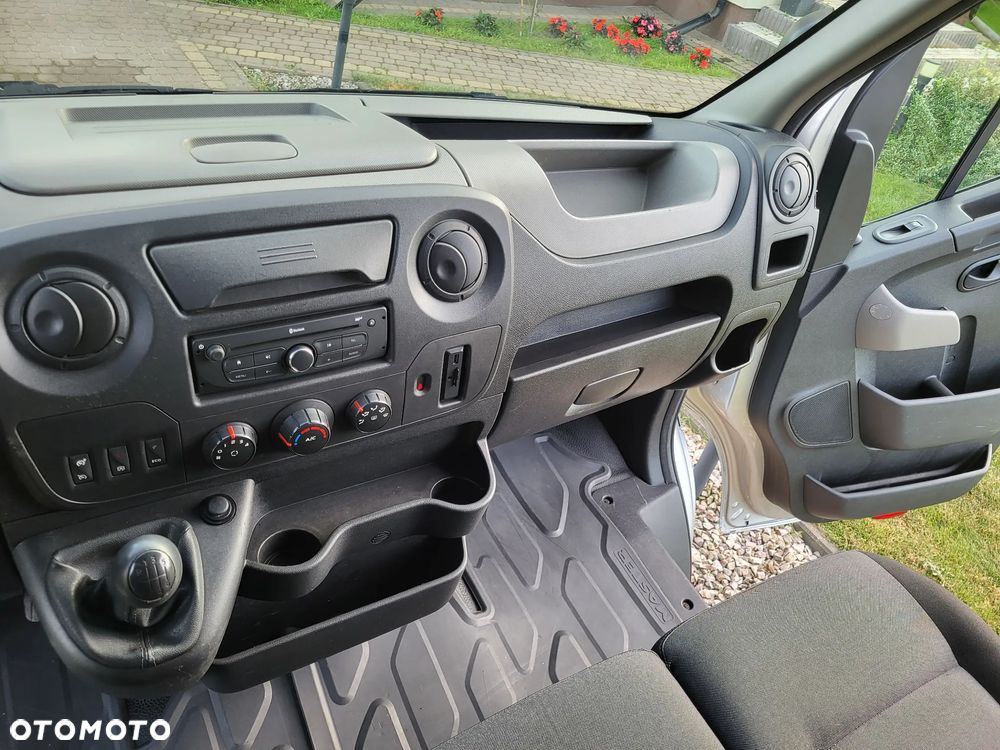 Renault Master - 9