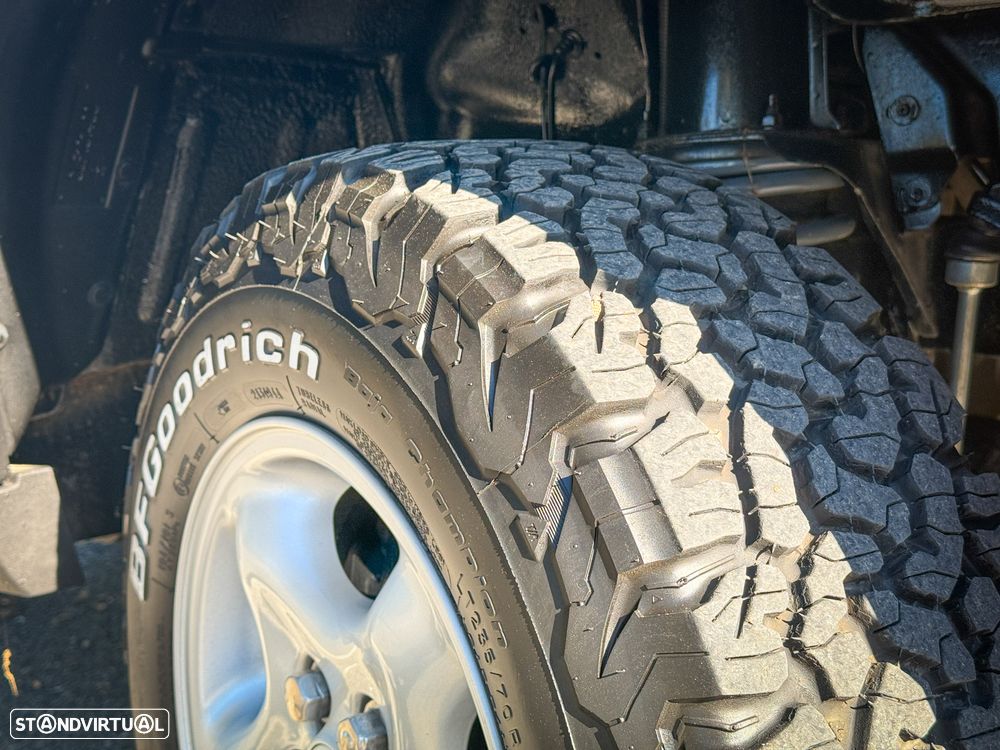 Land Rover Discovery - 7