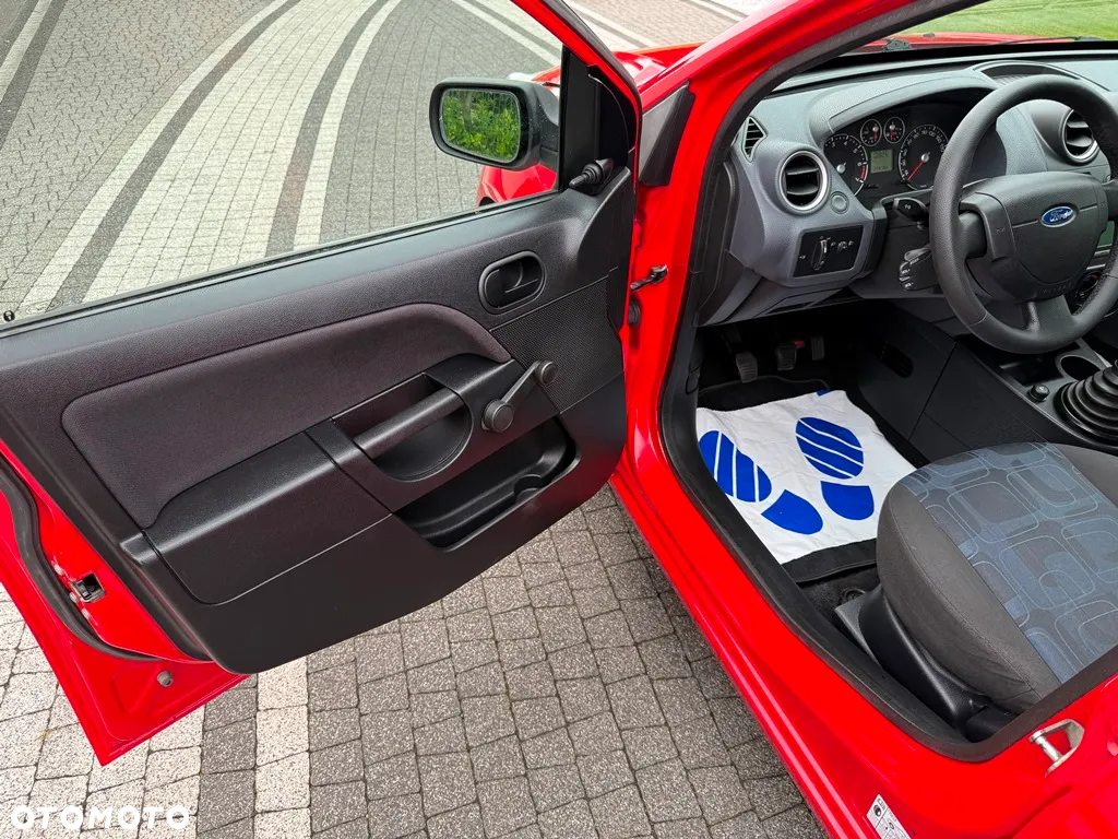 Ford Fiesta 1.3 Ambiente - 15