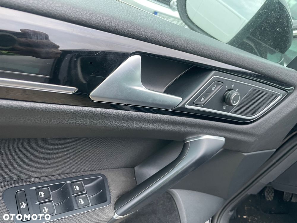 Volkswagen Golf Sportsvan 1.4 TSI (BlueMotion Technology) Highline - 13