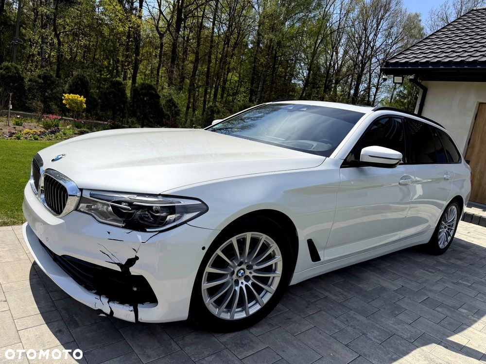 BMW Seria 5 520d Sport Line - 11