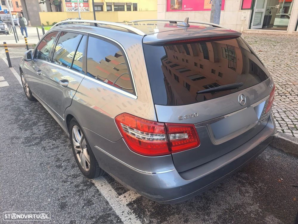 Mercedes-Benz E 250 CDi Avantgarde BlueEfficiency Auto. - 2