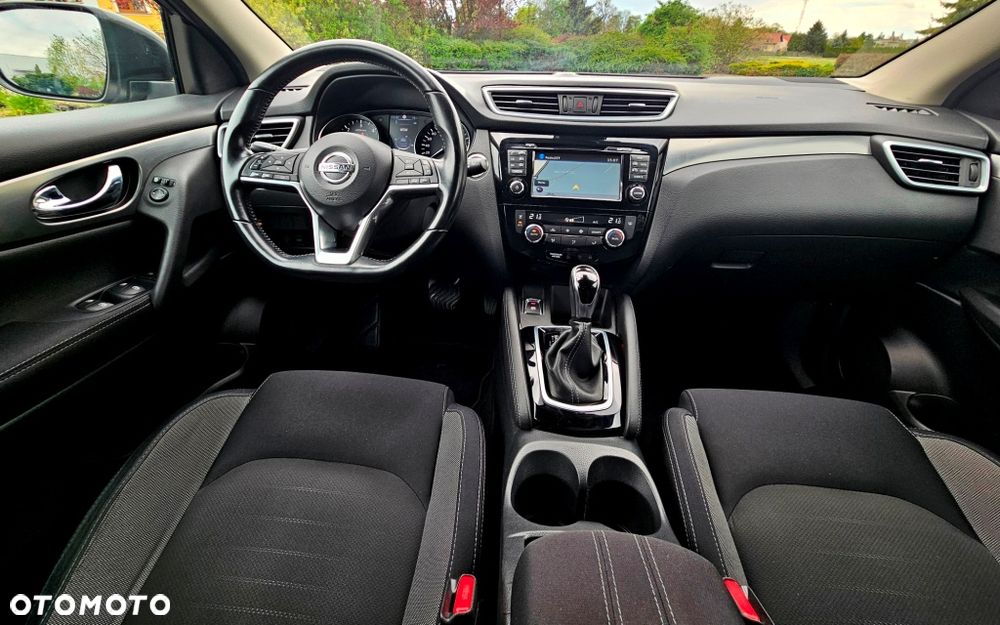 Nissan Qashqai 1.6 DCi Xtronic TEKNA - 16