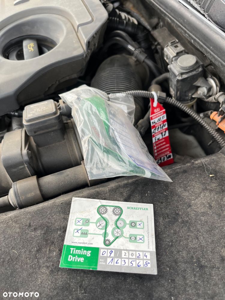 Volkswagen Golf VI 1.6 TDI Comfortline DSG - 9