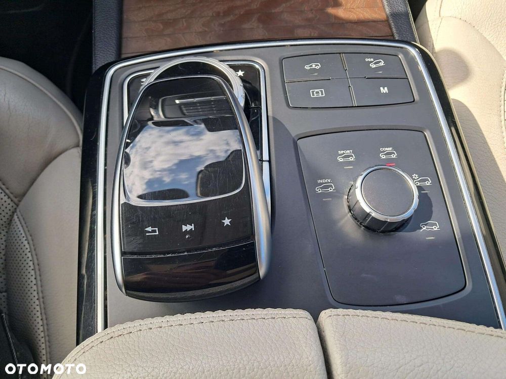 Mercedes-Benz GLS 350 d 4-Matic - 14
