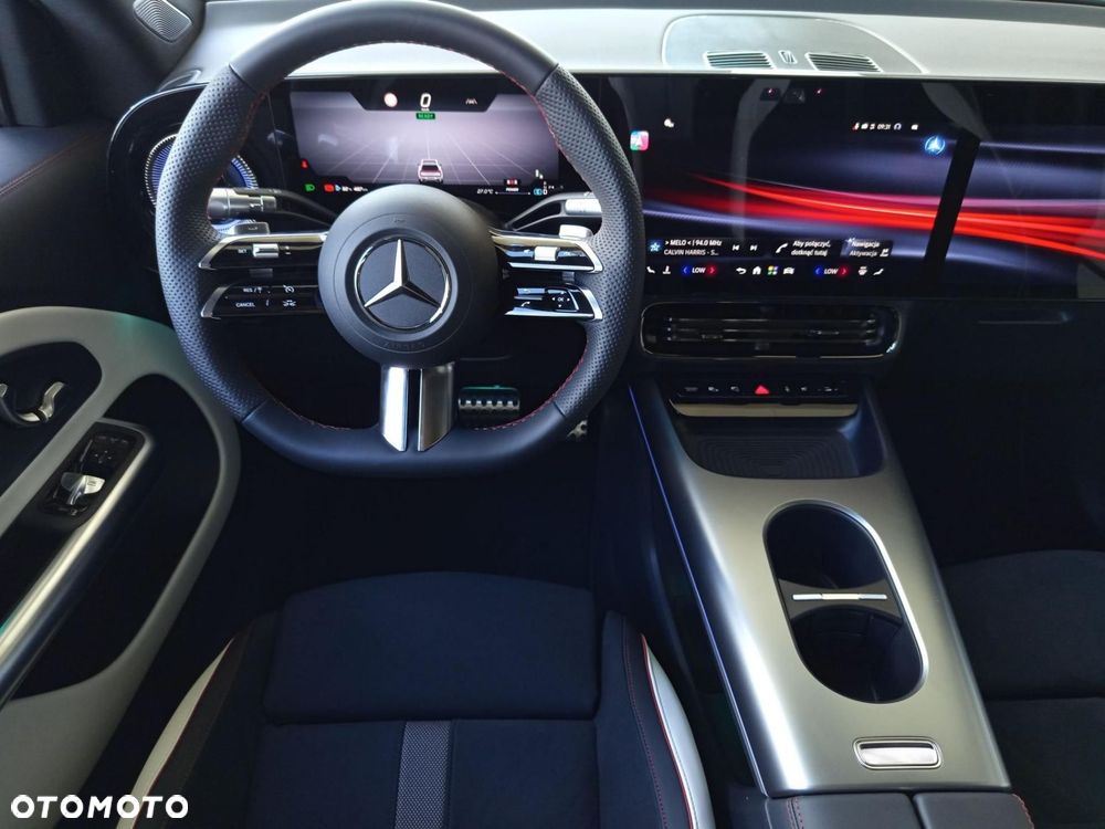Mercedes-Benz GLB - 19
