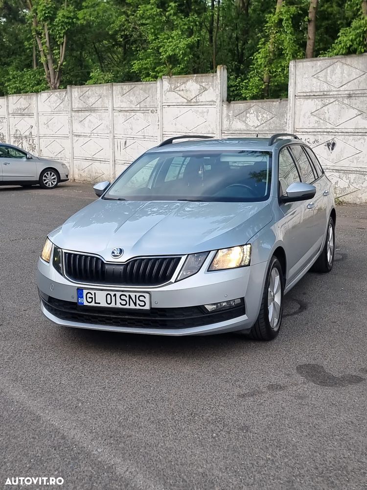 Skoda Octavia 2.0 TDI DSG Tour - 2