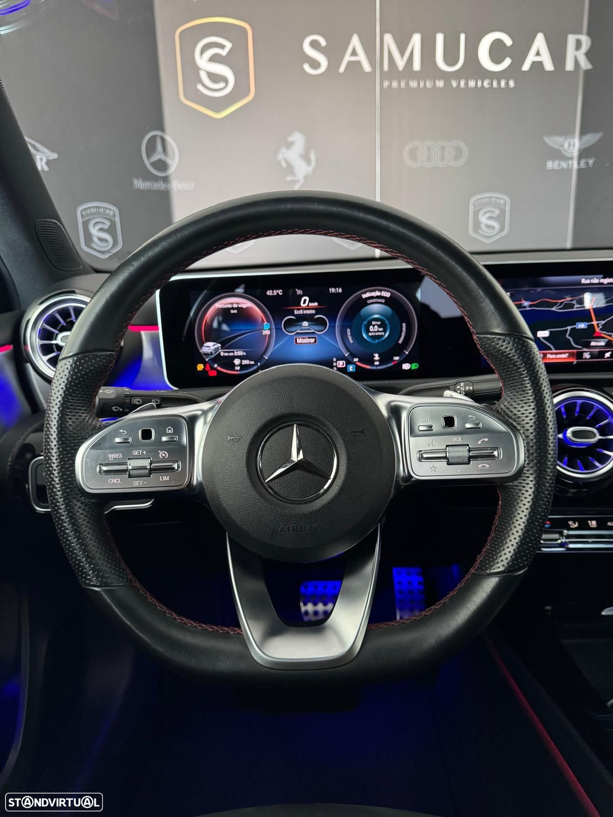 Mercedes-Benz A 180 d 7G-DCT AMG Line - 15