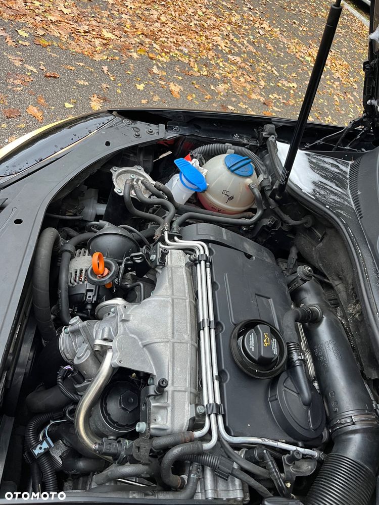 Volkswagen Golf V 2.0 TDI 4Mot Sportline - 17