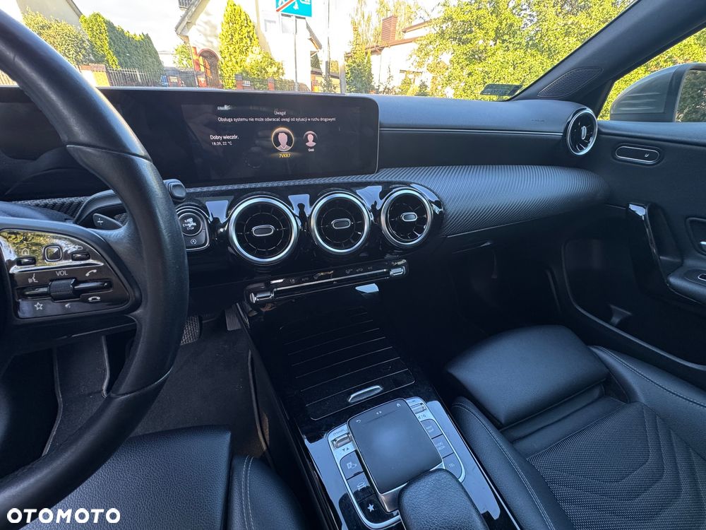 Mercedes-Benz Klasa A 180 d Progressive 7G-DCT - 8