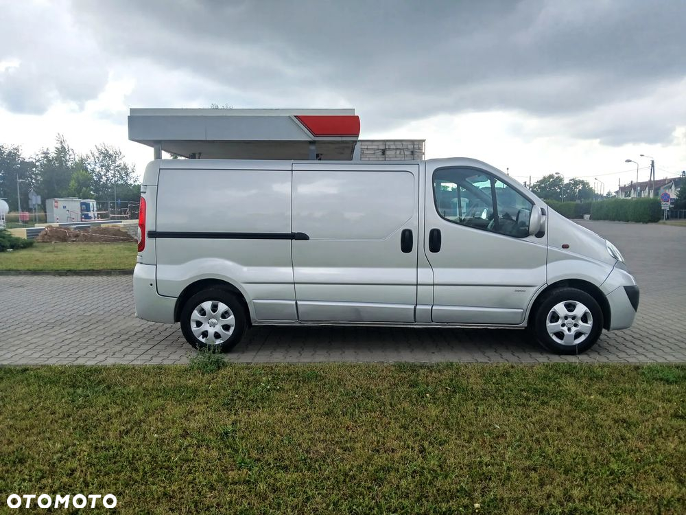 Opel vivaro - 17