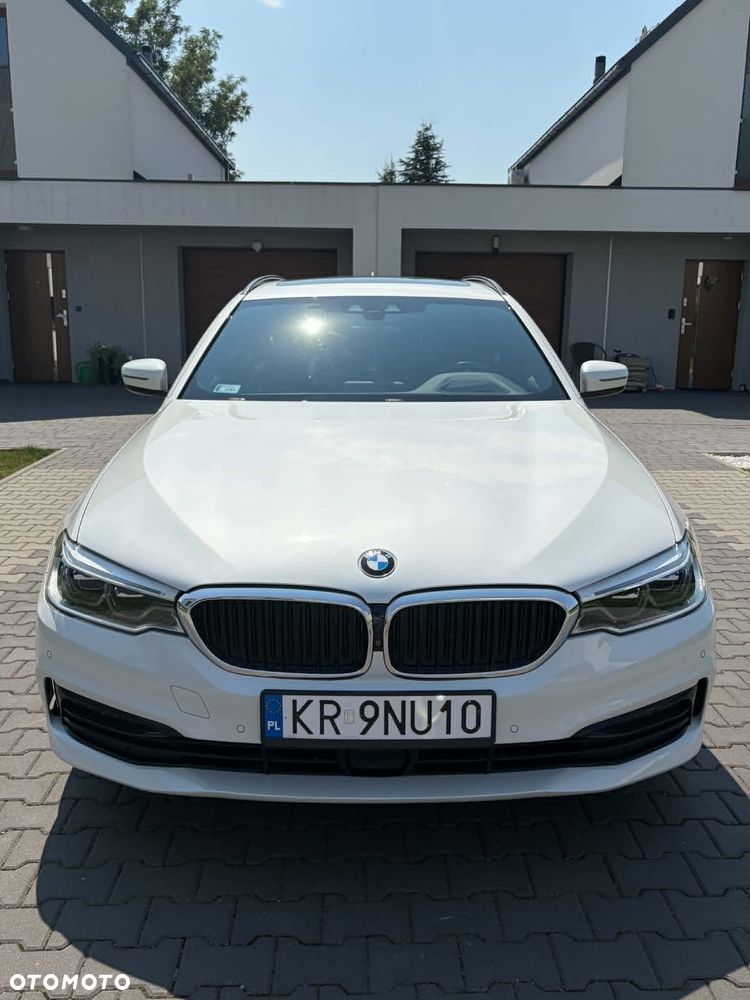 BMW Seria 5 520d xDrive Sport Line - 5