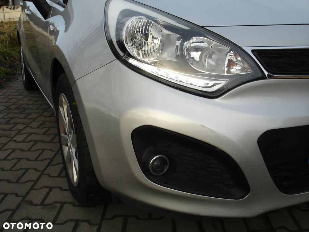 Kia Rio 1.1 CRDI Dream Team Edition - 18