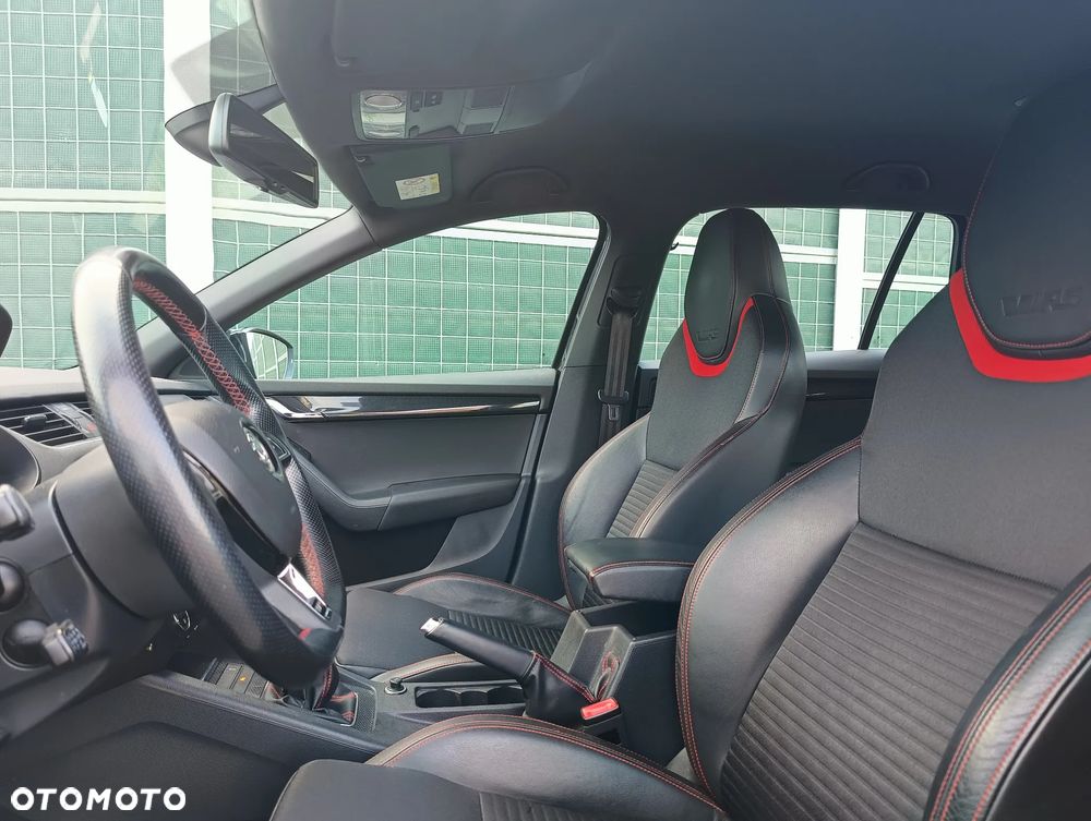 Skoda Octavia 2.0 TDI RS - 22