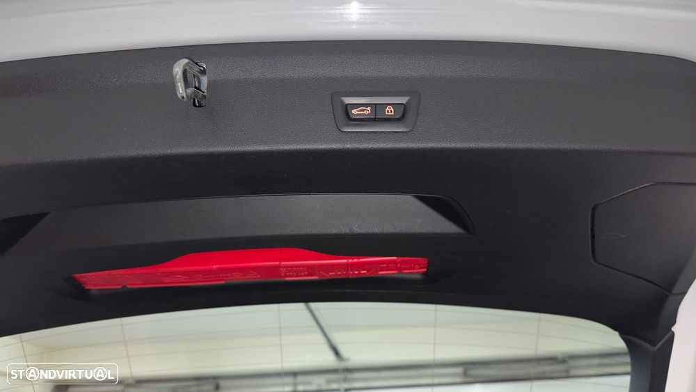 BMW M135i xDrive - 24