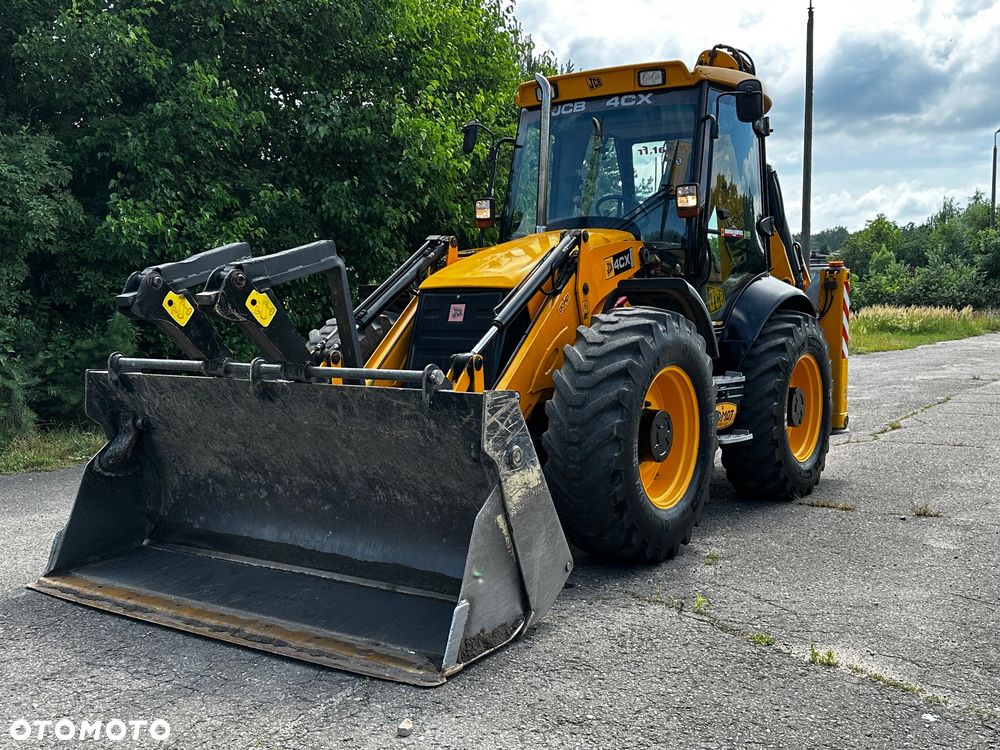 JCB 4cx - 9