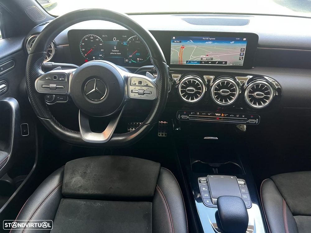 Mercedes-Benz A 250 Limousine e AMG Line - 22