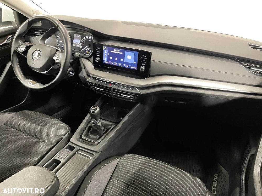 Skoda Octavia 1.5 TSI Ambition - 8