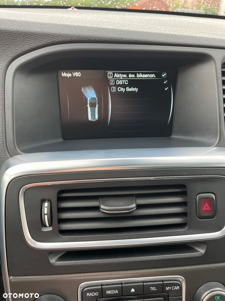 Volvo V60 D4 Drive-E Kinetic - 12
