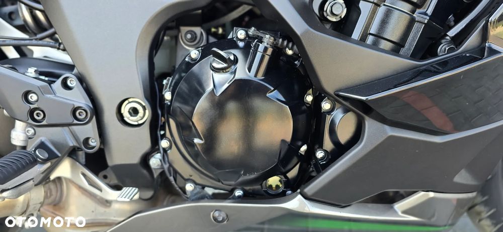 Kawasaki Ninja 1000 SX - 18