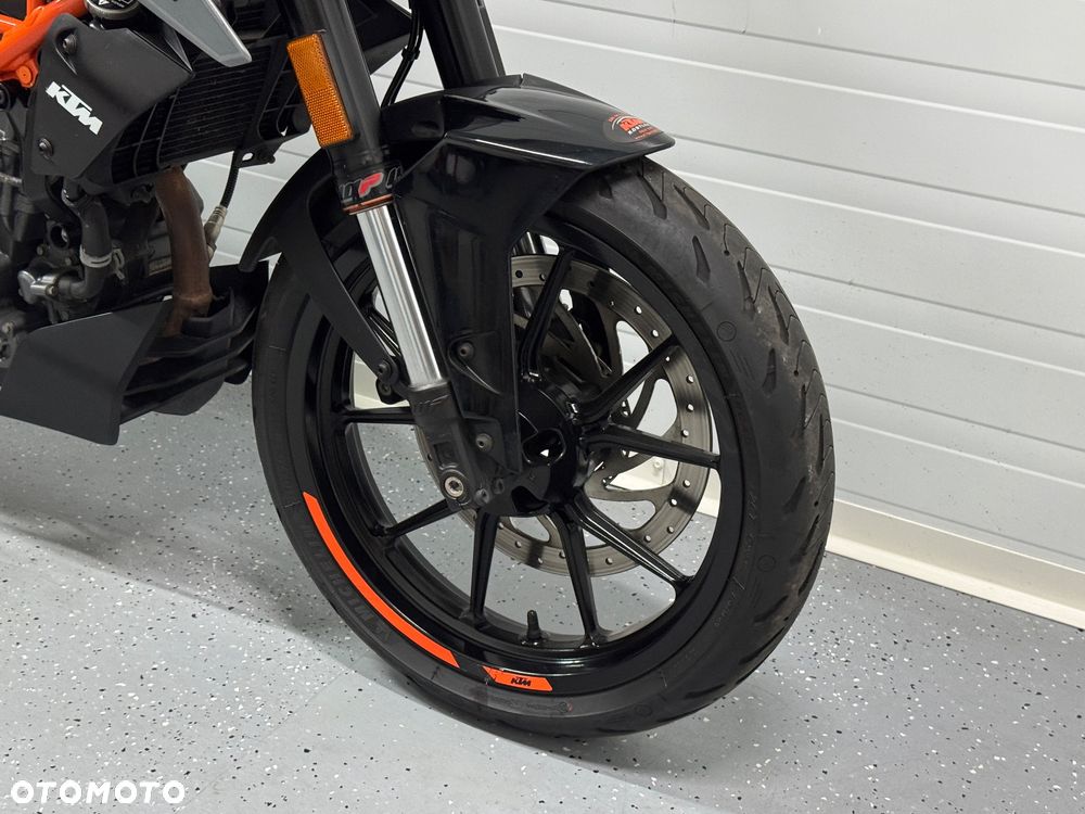 KTM Duke - 12