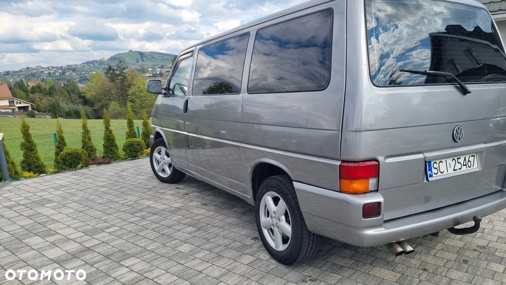 Volkswagen Caravelle - 5