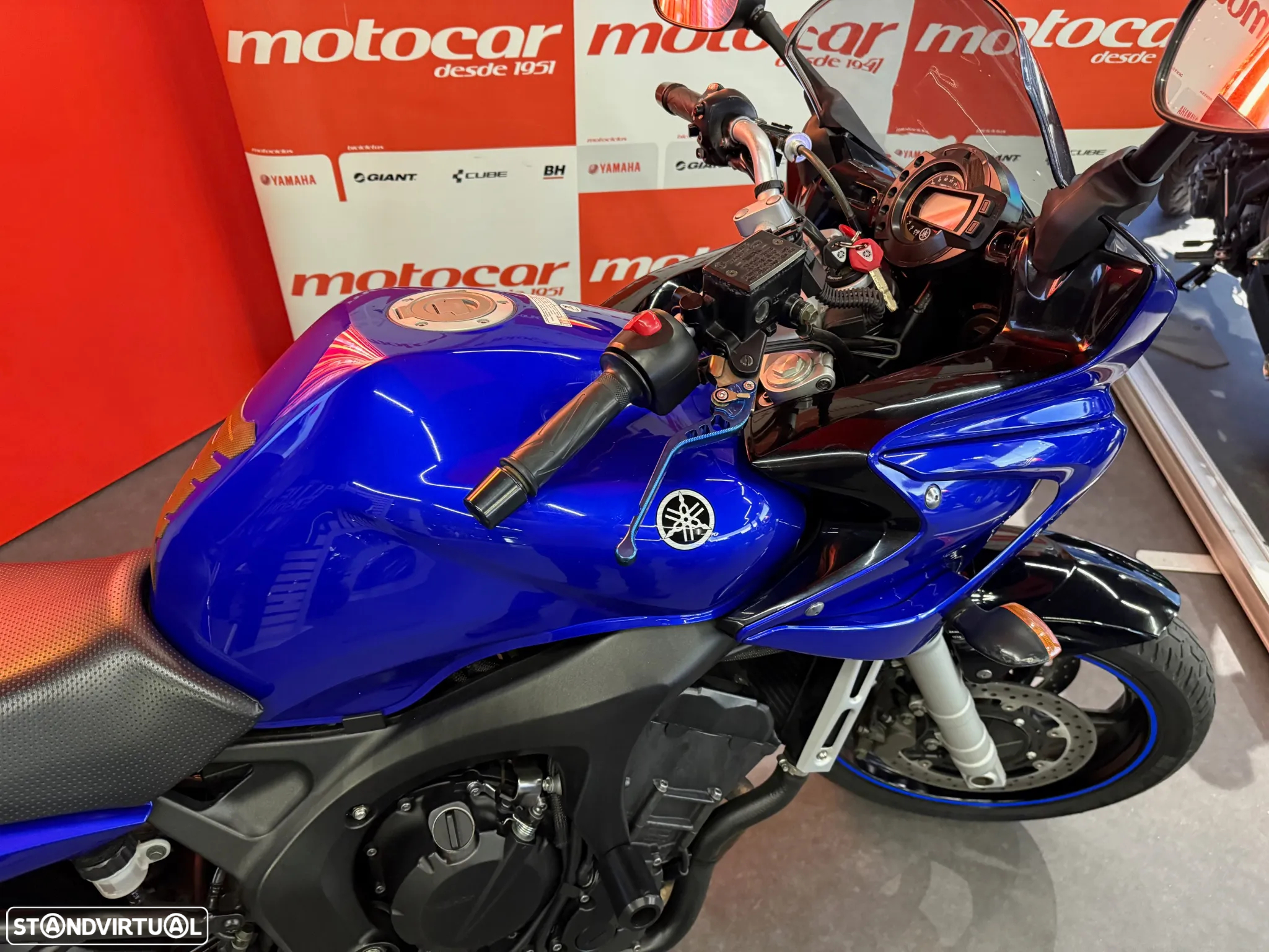 Yamaha Fazer 600S - 4