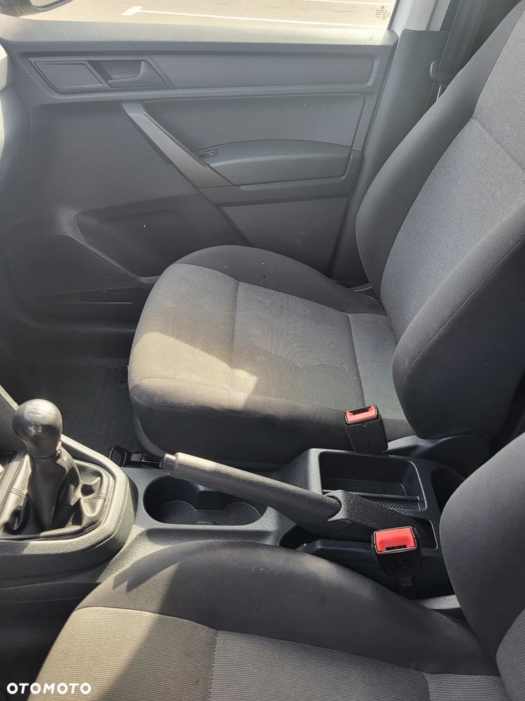 Volkswagen Caddy Maxi - 12