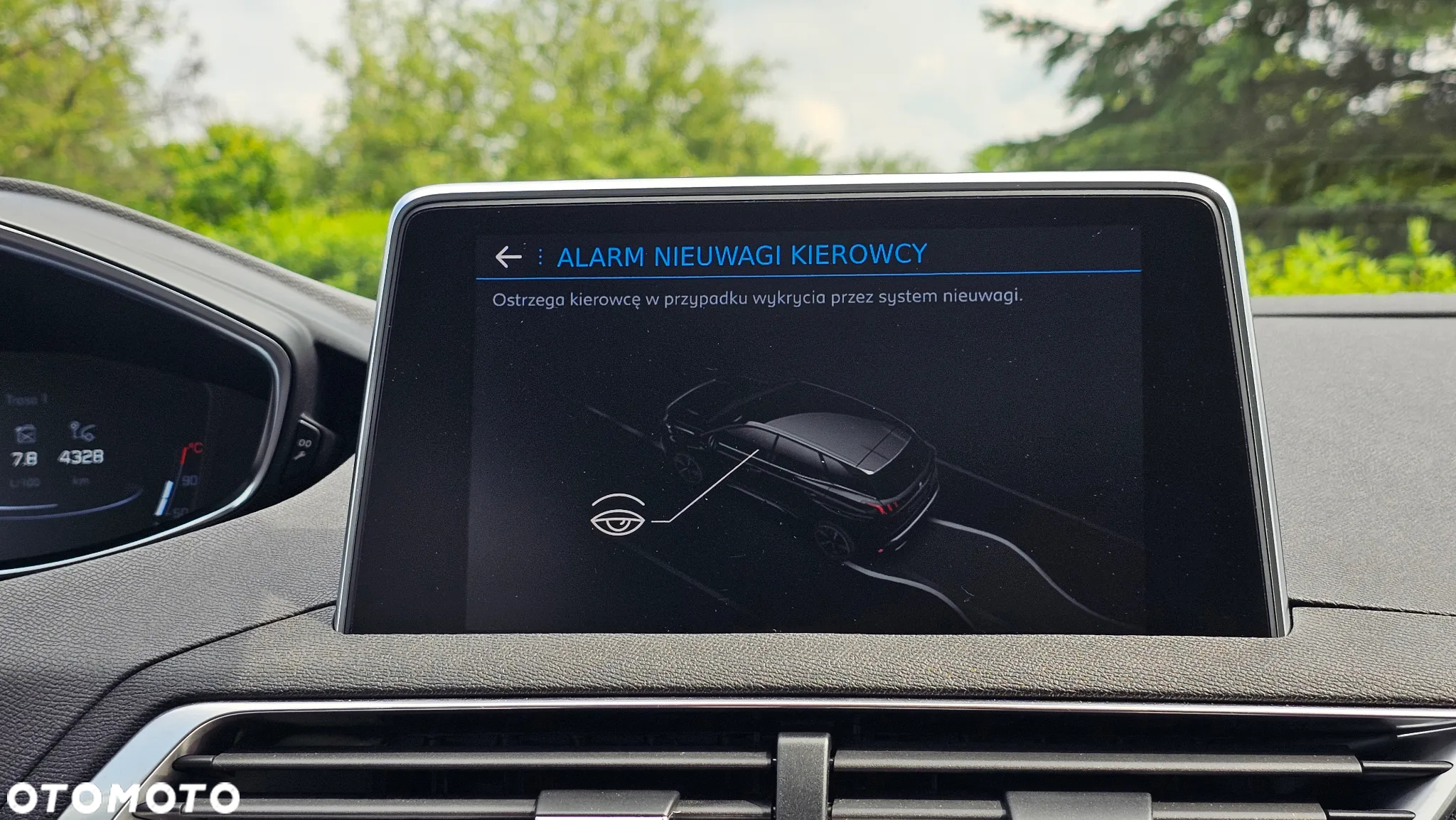 Peugeot 3008 1.2 PureTech Allure S&S - 26