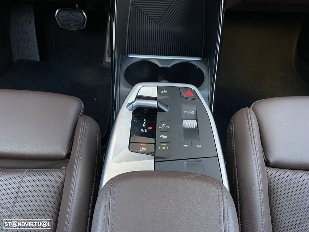 BMW 218 Active Tourer d Pack M Auto - 12