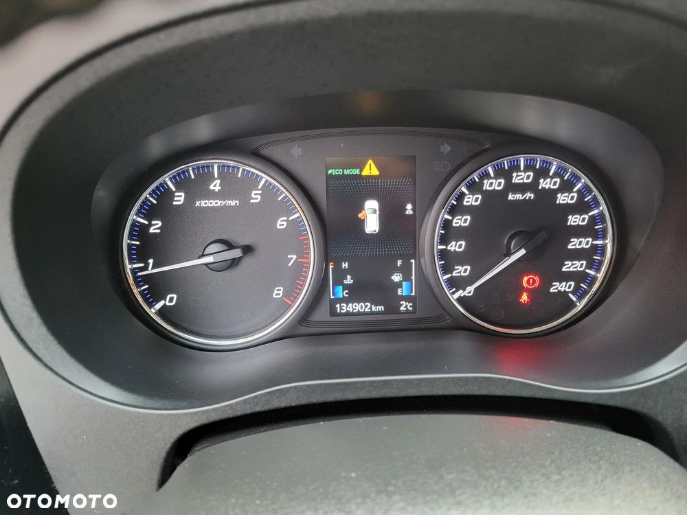 Mitsubishi Outlander - 13