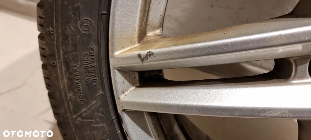 Felga aluminiowa 17" 5x112 Uniwheels MERCEDES M10707 ET 48,5 - 3