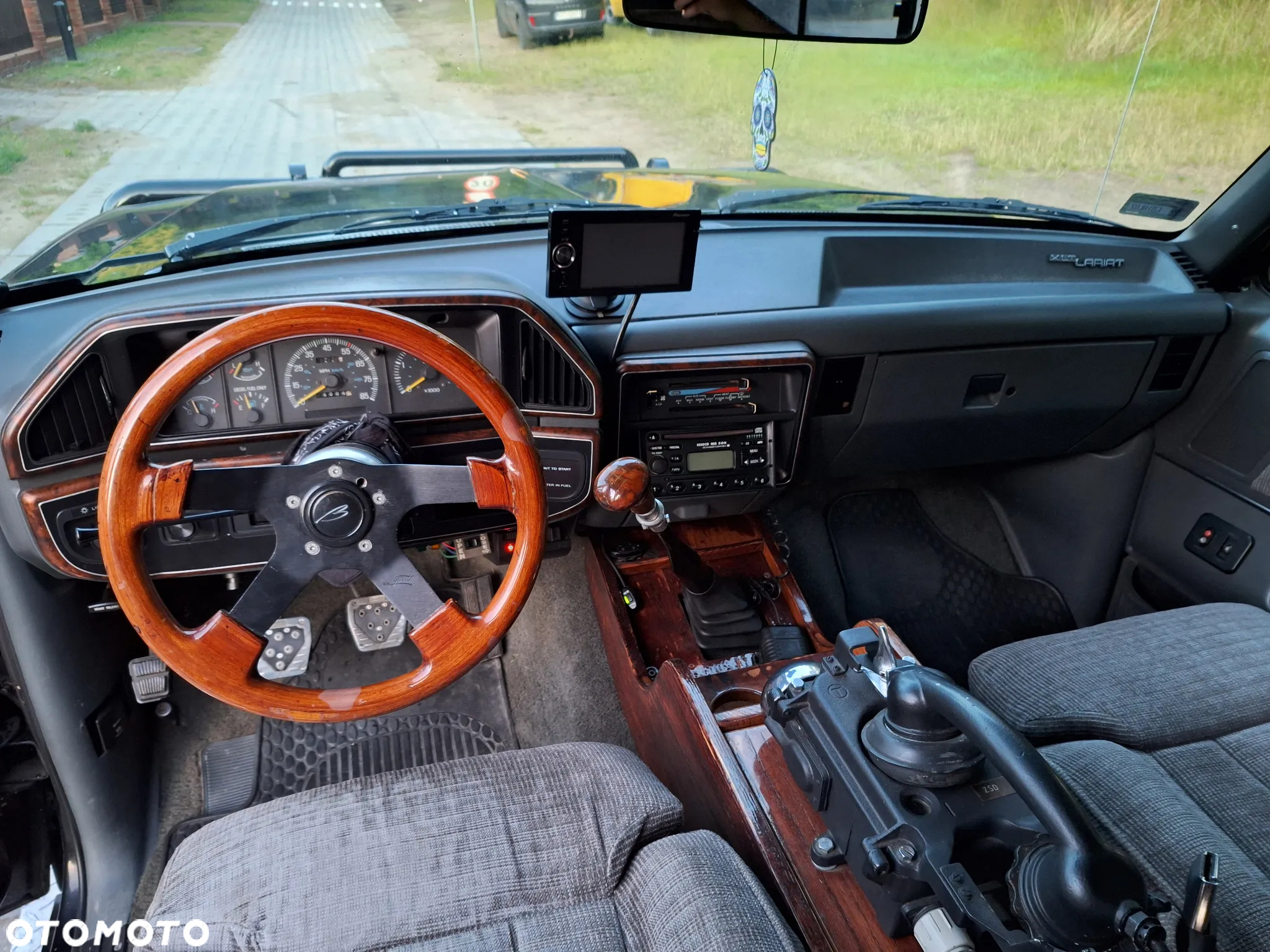 Ford F350 - 15