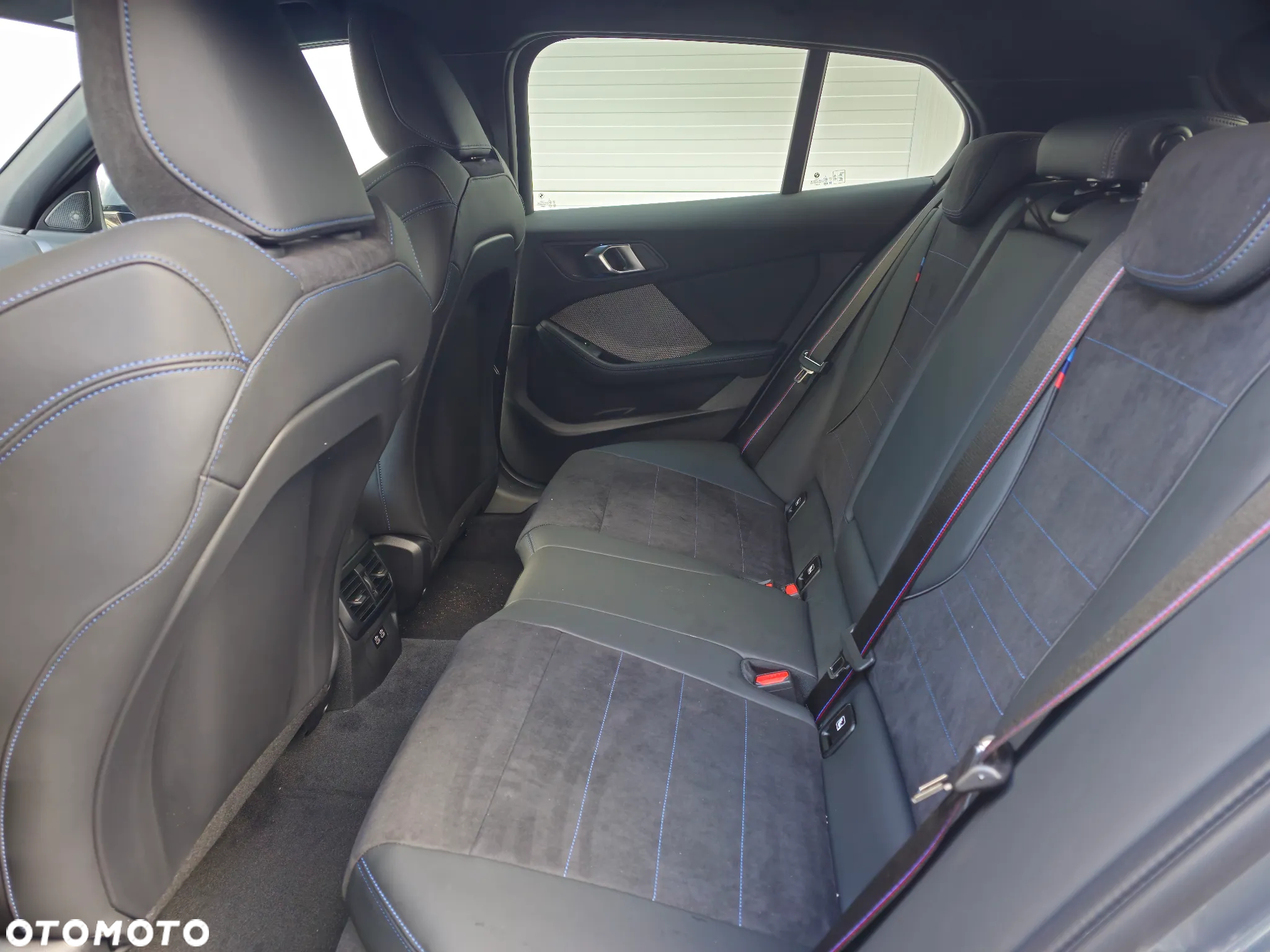BMW Seria 1 120i - 20