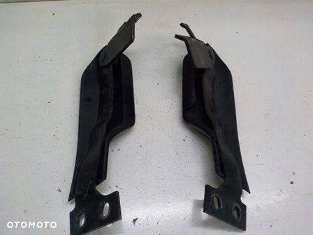 SCANIA R ZAWIAS MASKI PRAWY - 2