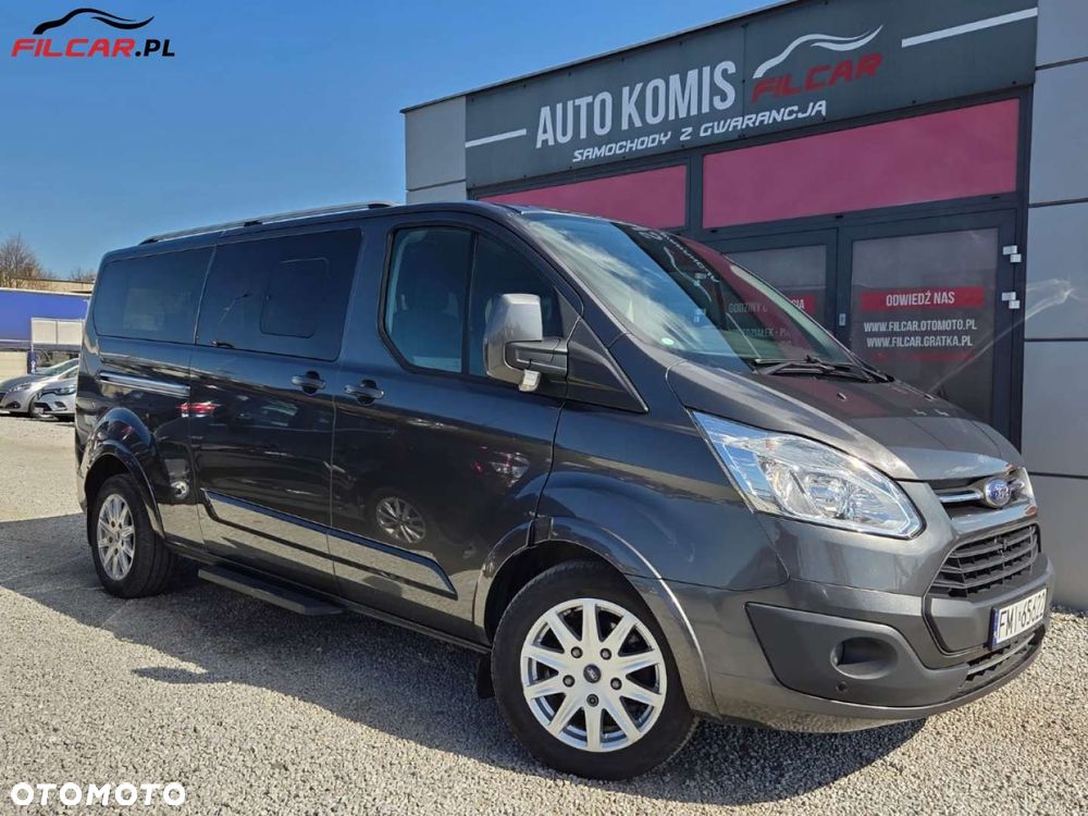 Ford Tourneo Custom - 24