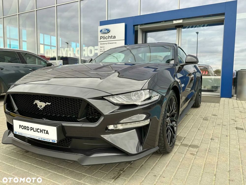 Ford Mustang - 1