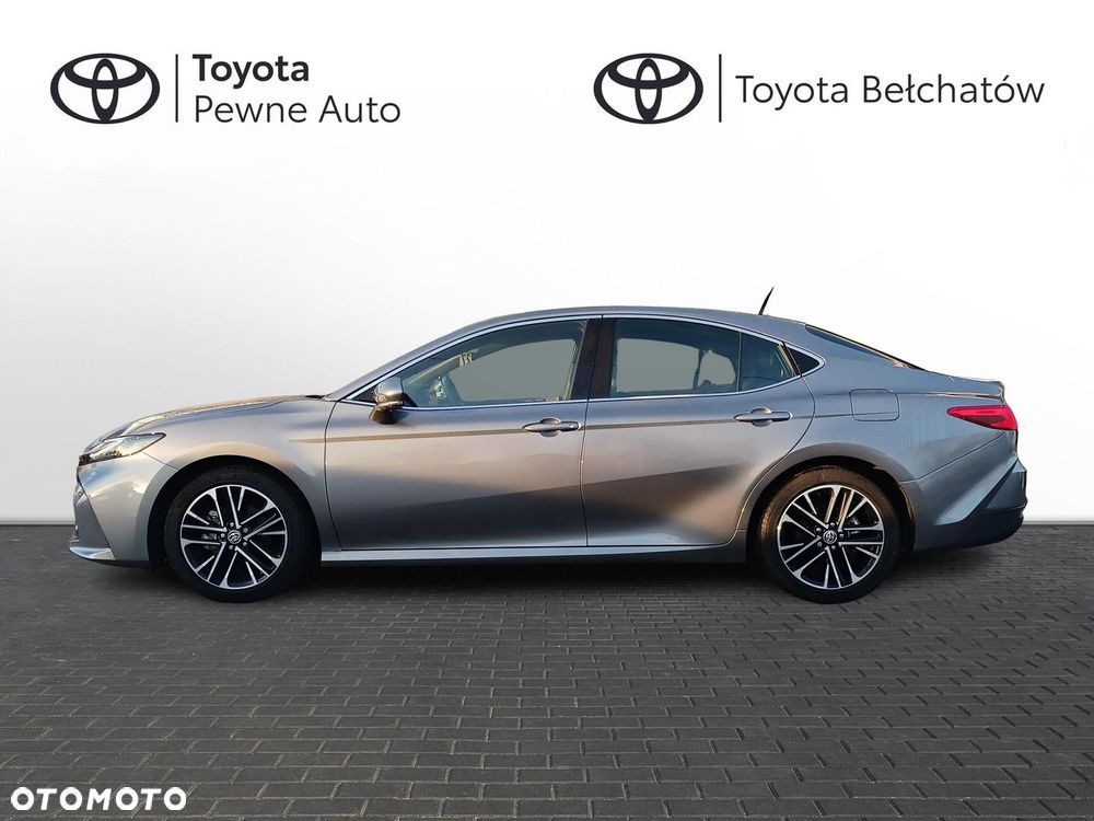 Toyota Camry - 7