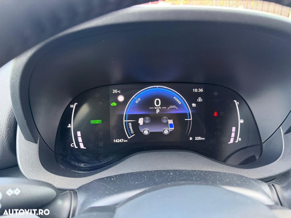 Toyota Yaris Cross - 16